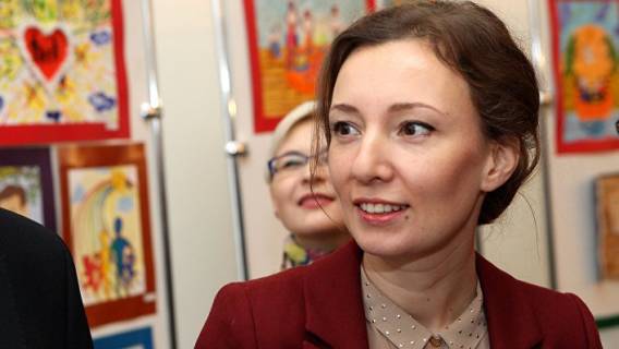 Детский омбудсмен высказала идею об упрощении оформления пособий
