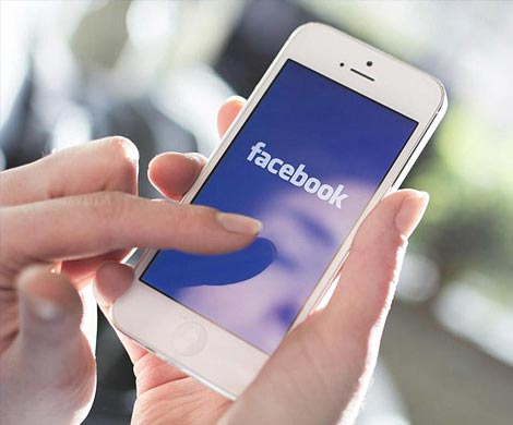 Девушка зарезала своего парня из-за его зависимости от Facebook