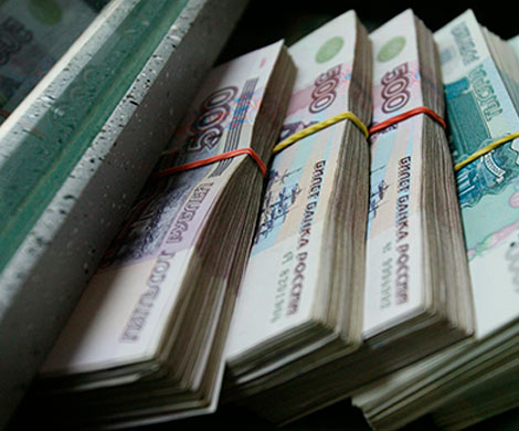 Дистанционно открывать счета россияне не смогут еще год
