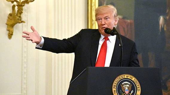 Дональда Трампа признали виновным в неуважении к суду