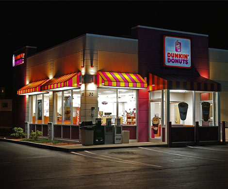 Dunkin' Donuts выплатит полмиллиона долларов упавшей у кафе американке 