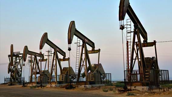 Европейская Комиссия предложила ввести ценовой потолок на российскую нефть