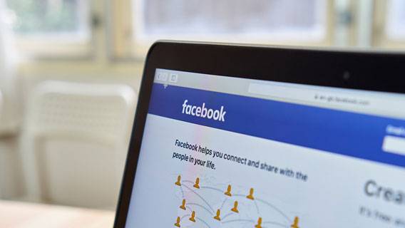 Facebook обвиняет людей, связанных с французскими военными, в управлении аккаунтами «троллей»