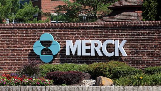Фармацевтическая компания Merck подала иск, оспаривающий план правительства США по согласованию цен на лекарства