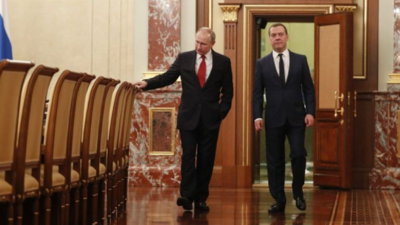 Федор Крашенинников: Путин пытается обеспечить безнаказанность своему окружению