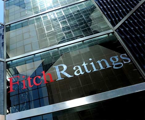 Fitch продолжает снижать рейтинги, на этот раз банков