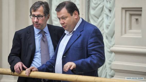 Фридман и Авен готовятся к продаже других активов в России