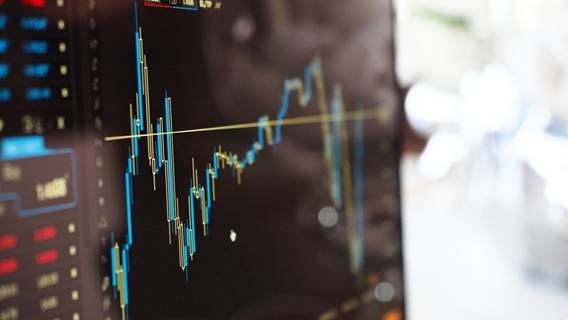 ФРС запретила торговлю акциями и ограничила другие виды инвестиционной деятельности для своих должностных лиц