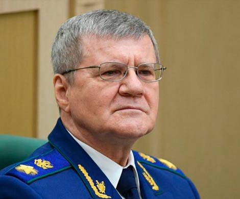 Чайка приехал в Екатеринбург в сопровождении кортежа из 18 машин