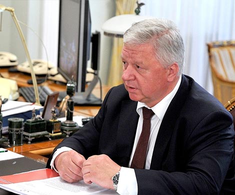 Глава российских профсоюзов Михаил Шмаков хорошо устроился в особняке на Рублёвке