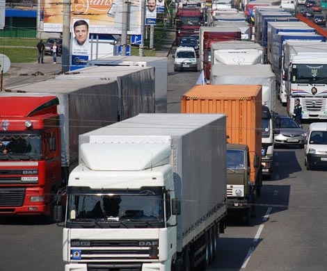 Грузовикам класса ниже "Евро-3" могут запретить въезд в Москву