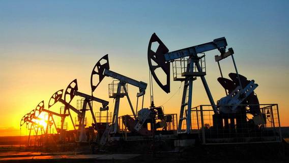 Инвесторы рассчитывают на менее негативные последствия удорожания нефти до $100/барр.