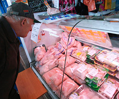 Избыток предложения на 10-20% обвалил стоимость курятины