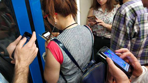 К 2025 году количество не использующихся и выброшенных мобильных телефонов в Китае достигнет 6 млрд.