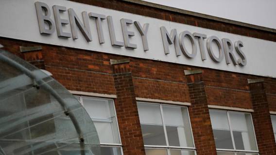 К 2030 году линейка роскошных автомобилей Bentley будет полностью состоять из электромобилей