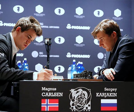 Карякин переиграл Карлсена
