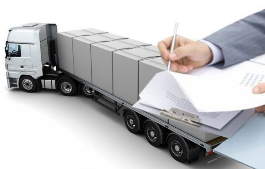 Каждый третий негабаритный груз задерживают из-за ошибок в документах: эксперты назвали главные причины
