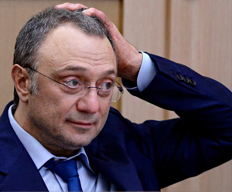 Керимов выходит под залог и остается во Франции