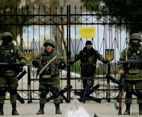 Киев передислоцирует воинские части в Крыму