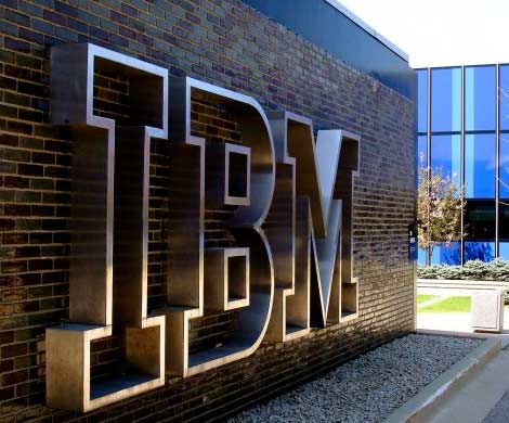 Китай потребовал от банков отказаться от серверов IBM