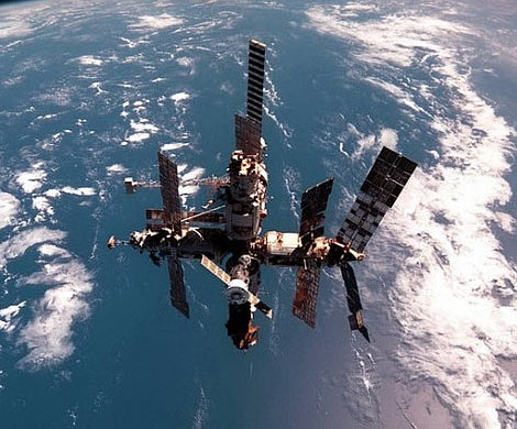 ККТ объявляет конкурс по разработке проекта орбитальной станции «Мир-2»