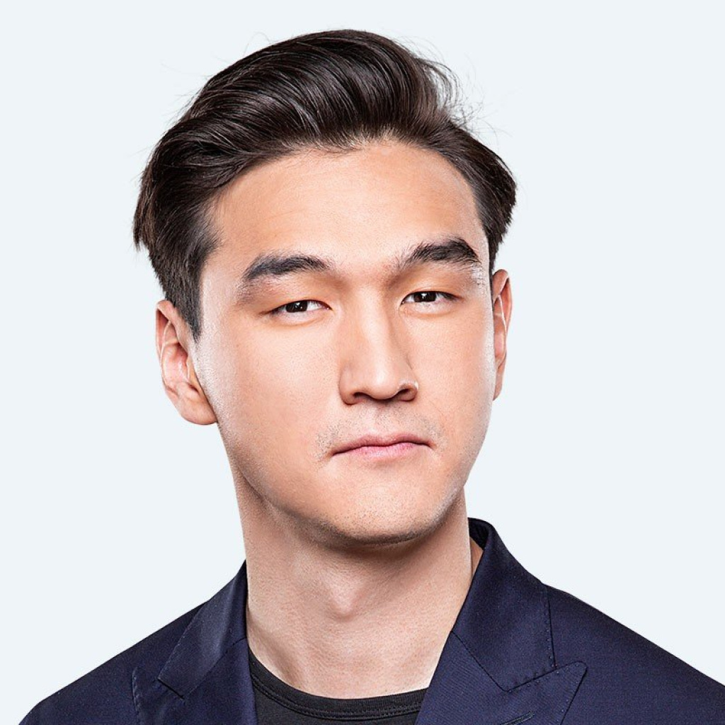 Комику Нурлану Сабурову запретили въезд в Россию на 50 лет