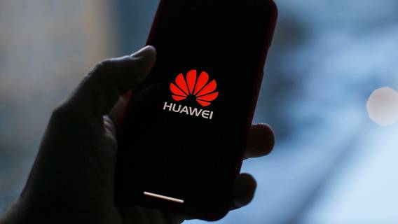 Компании Huawei вирусы не страшны