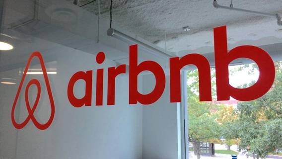 Компания Airbnb подала в суд на власти Нью-Йорка из-за ограничений на краткосрочную аренду жилья