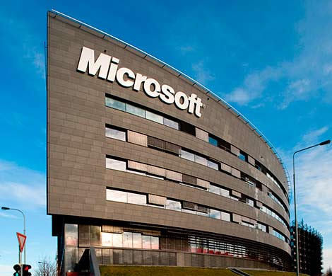 Компания Microsoft сокращает 18 тыс. рабочих мест