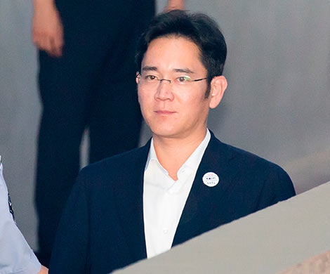 Корейский суд признал виновным главу Samsung 