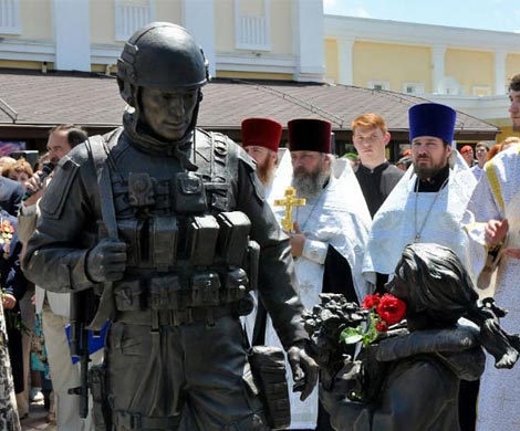 Крым почтил русских солдат установкой монумента