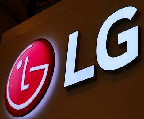 LG готовит складной смартфон-планшет с тремя дисплеями