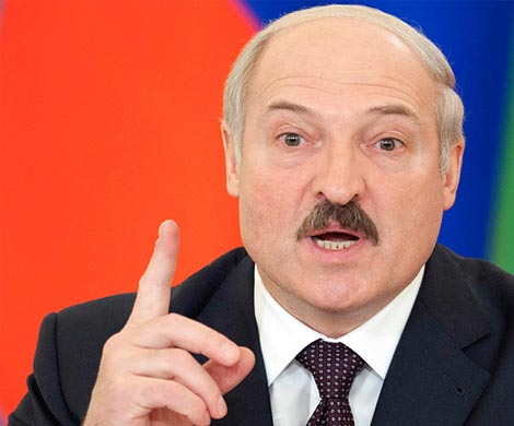 Лукашенко предупредил о «холодной войне» и призвал экономить