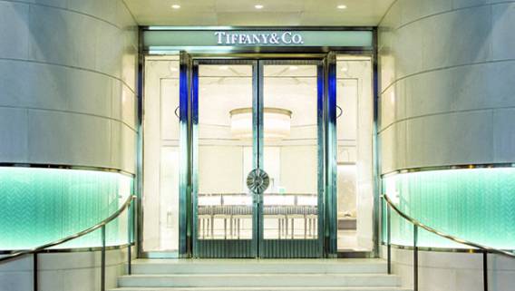 LVMH согласилась приобрести Tiffany по менее высокой цене