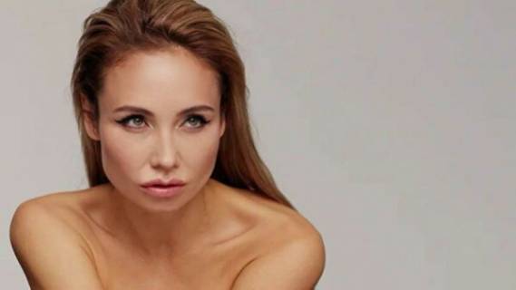 Ляйсан Утяшева прислушалась к фанатам и отрастила волосы
