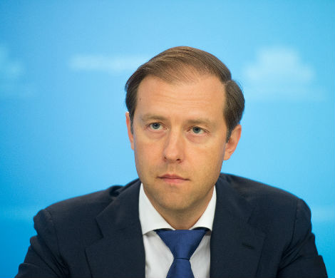 Мантуров: промышленности РФ продление санкций не угрожает