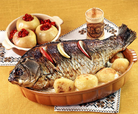 Медики назвали продукты, которыми надо закусывать спиртное