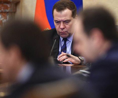 Медведев и Ротенберг поднимают свои рейтинги в различных сферах влияния 
