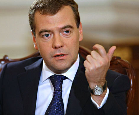 Медведев из-за болезни не смог встретиться с президентом Армении