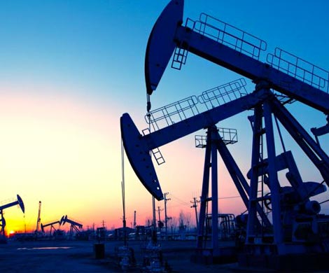 Медведев предупредил, что санкции и низкие цены на нефть сохранятся