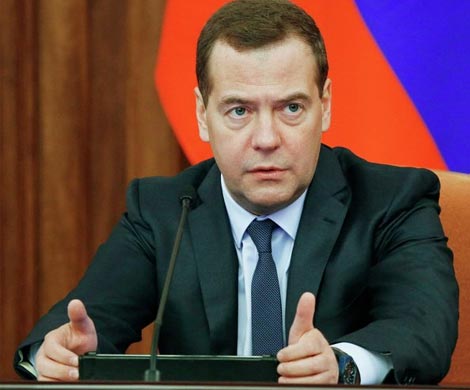 Медведев утвердил правила общероссийского сайта работы