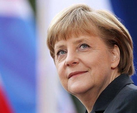 Меркель назвала Герхарда Шредера ненормальным