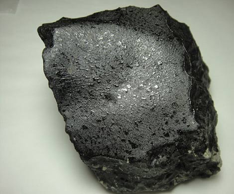 Метеорит Тиссинт доказал существование жизни на Марсе