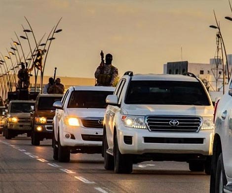 Минфин США выясняет, откуда у боевиков ИГ так много джипов Toyota