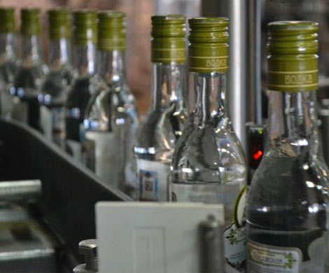 Минфин вновь предложил повысить цены на водку