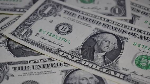 Мировую зависимость от доллара трудно побороть