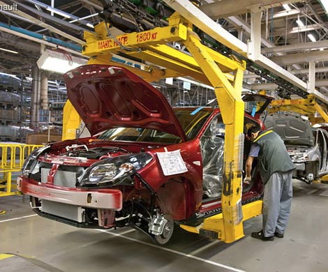 Mitsubishi останавливает сборку в России