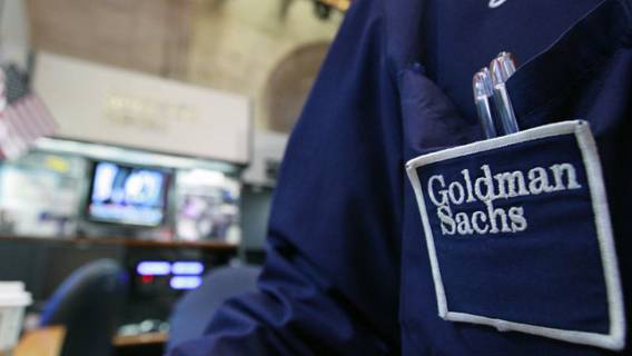 Младшие сотрудники Goldman Sachs жалуются на 95-часовую рабочую неделю