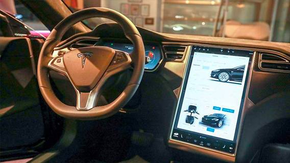 Модель прямых продаж Tesla страхует компанию от исков покупателей