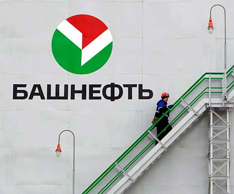 Мосгорсуд: Урал Рахимов похитил акции «Башнефти», используя положение отца